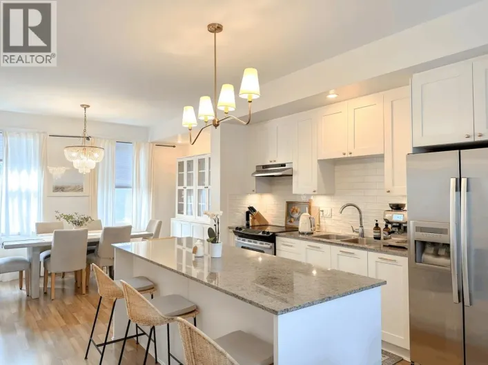 59 688 EDGAR AVENUE, Coquitlam