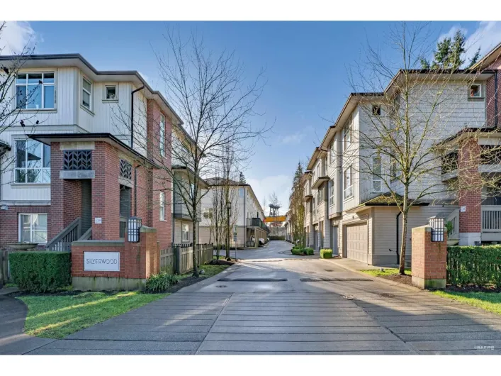 59 8355 164 STREET, Surrey