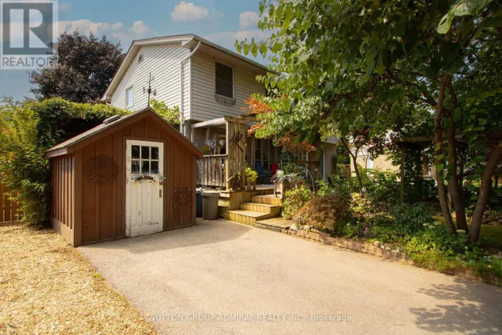 59 BRECKENRIDGE CRESCENT, London South