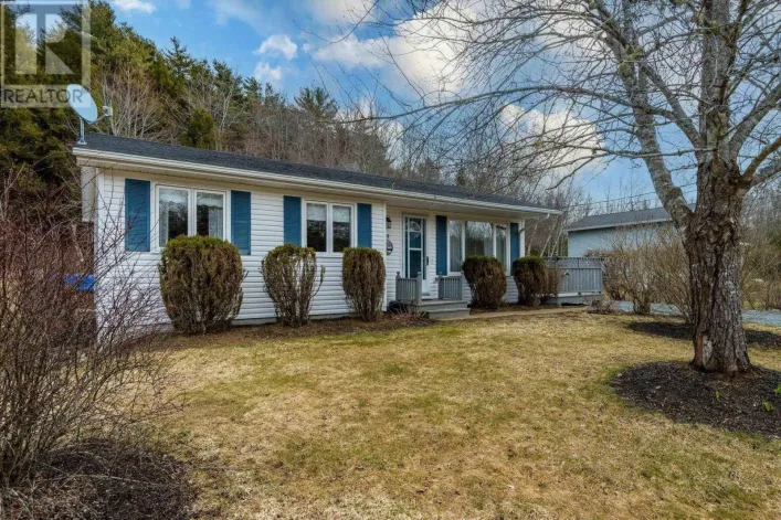 59 Charlie Lane, Pine Grove