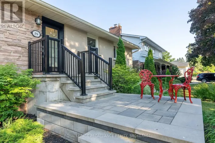 59 FAIRWAY HILL CRESCENT, Kingston