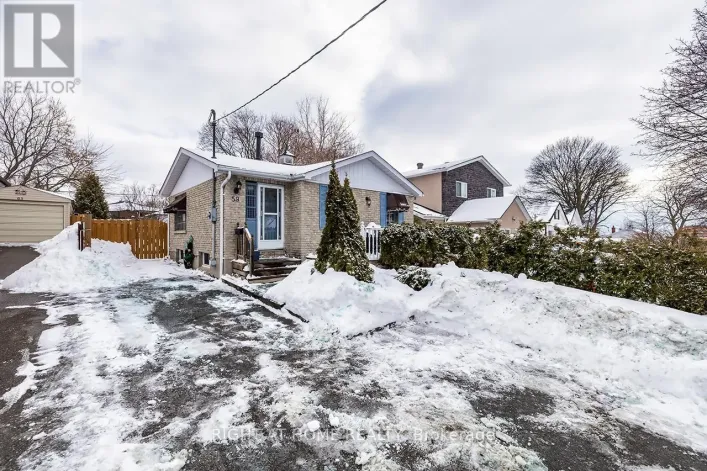 59 FERNHILL BOULEVARD, Oshawa