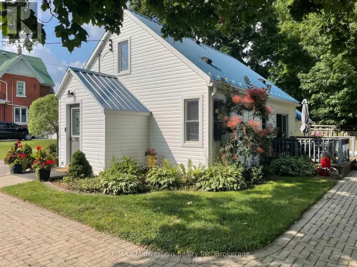 59 FLORA STREET, Huron East