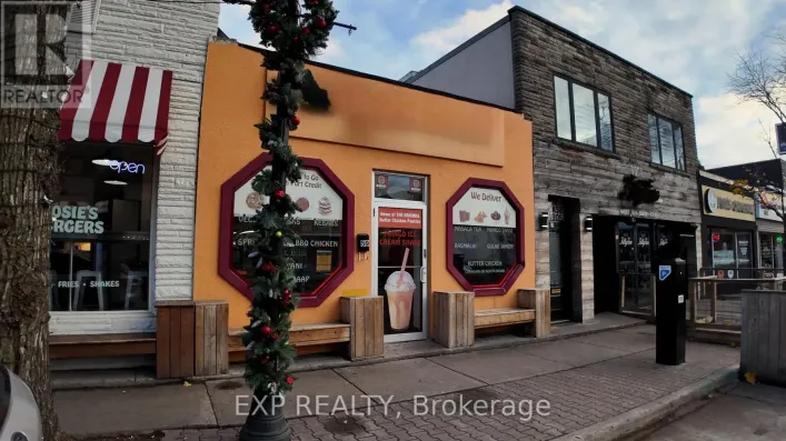 59 LAKESHORE ROAD E, Mississauga