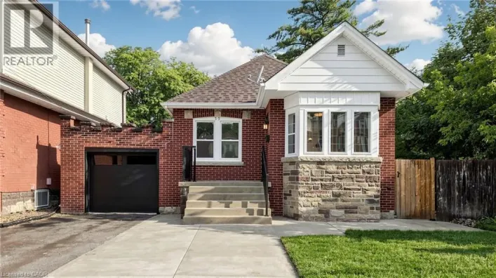 59 LONGWOOD Road N, Hamilton