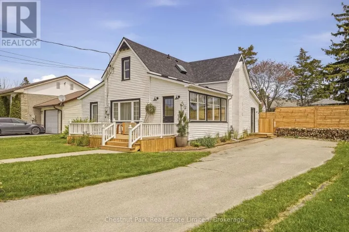 59 MAPLE STREET, Prince Edward County