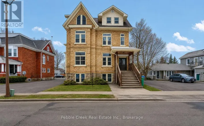 59 NORTH STREET N, Goderich)