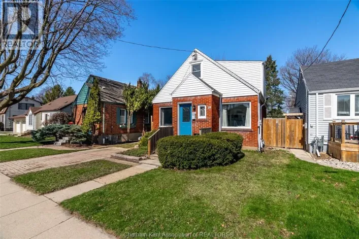 59 Prince Arthur AVENUE, Chatham