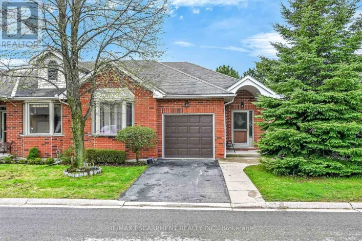 59 RIVEROAKS DRIVE, Hamilton