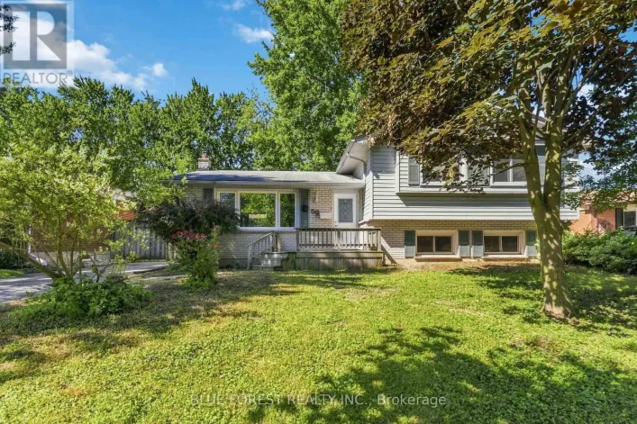 59 SCOTCHPINE CRESCENT, London North