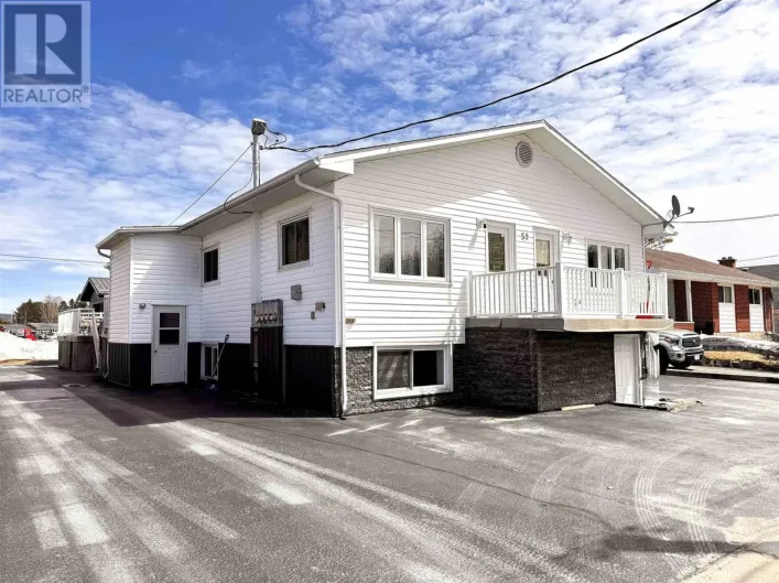 59 Winston RD, Wawa