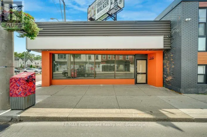 590 BARTON STREET E, Hamilton