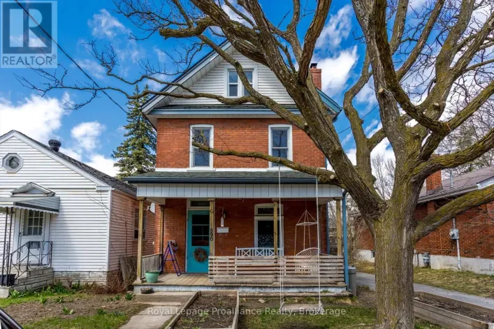 590 MURRAY STREET, Peterborough