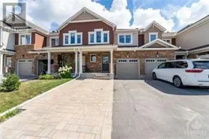 Row / Townhouse for rent: 590 ROUNDLEAF WAY, Ottawa