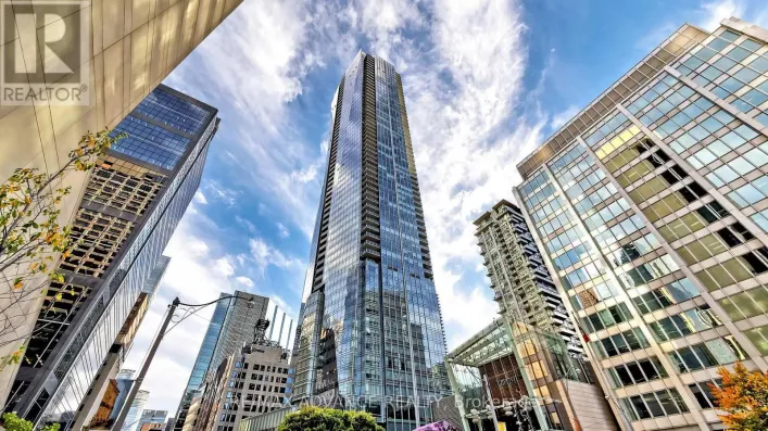 5901 - 180 UNIVERSITY AVENUE, Toronto
