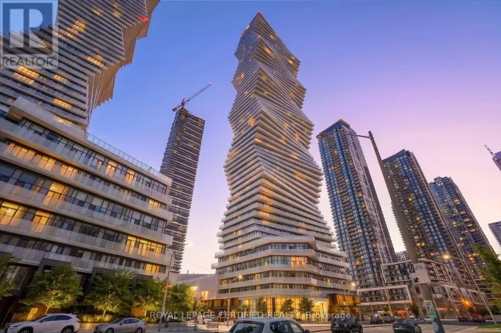 5907 - 3900 CONFEDERATION PARKWAY, Mississauga