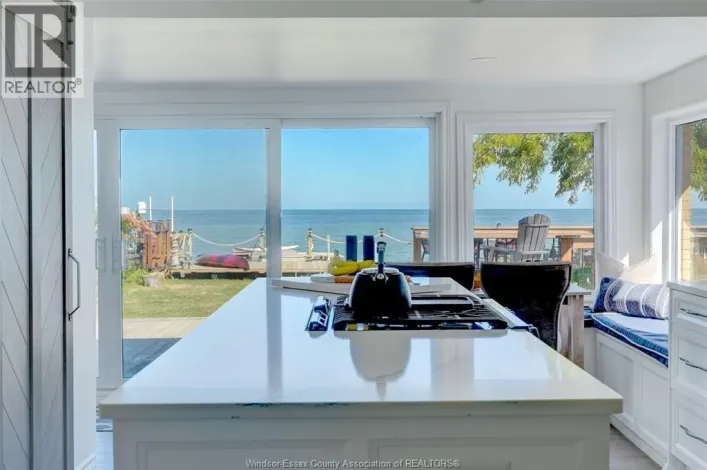 591 ROSS BEACH, Lakeshore