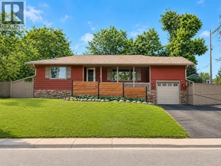 5923 Thorncliffe Drive NW, Calgary