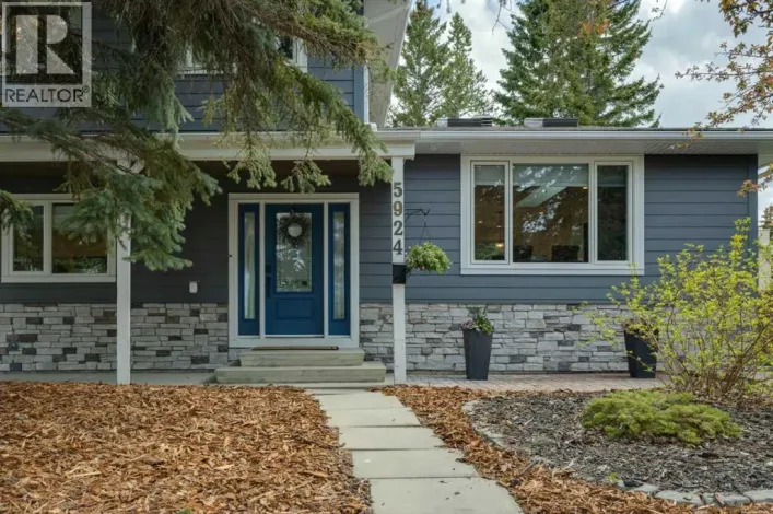 5924 Dalridge Hill NW, Calgary
