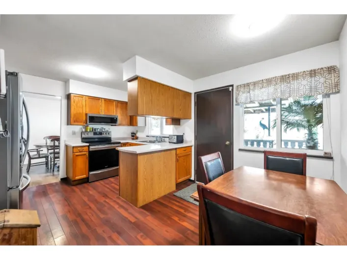 5927 184 STREET, Surrey