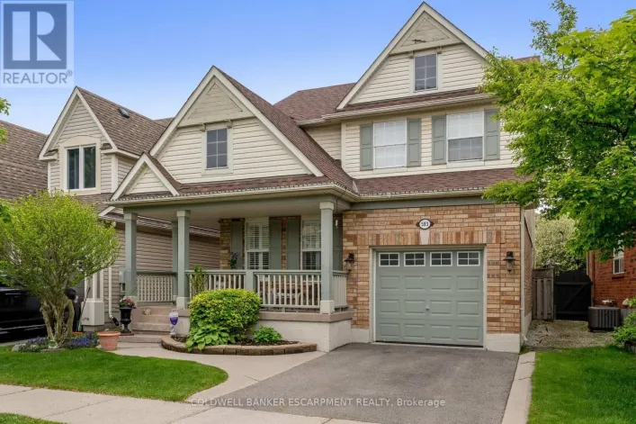 593 CAVERHILL CRESCENT, Milton