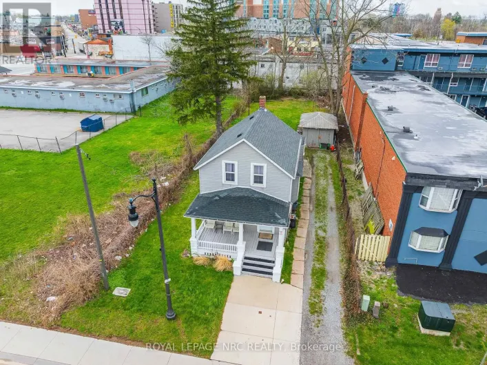 5930 FALLSVIEW BOULEVARD, Niagara Falls
