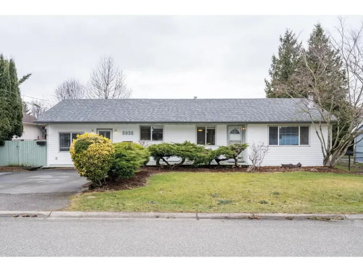 5935 CARTER ROAD|Sardis South, Chilliwack