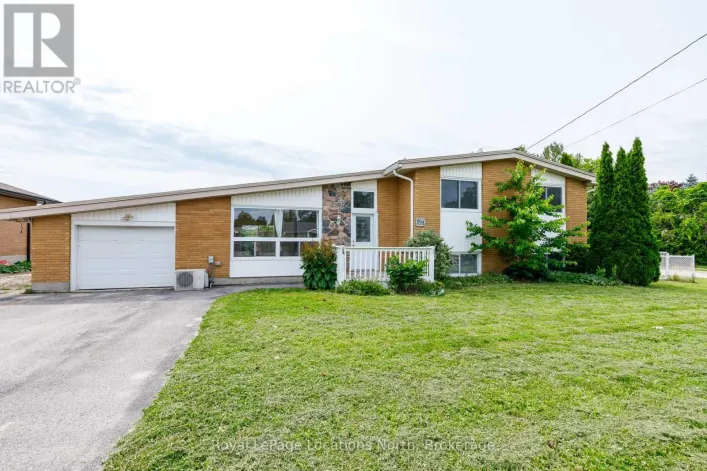 594 OAK STREET, Collingwood