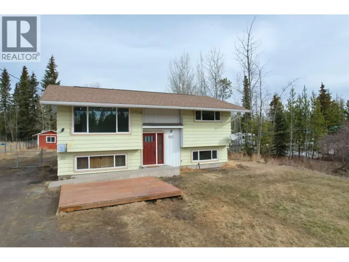 5957 LITTLE FORT 24 HIGHWAY, 100 Mile House