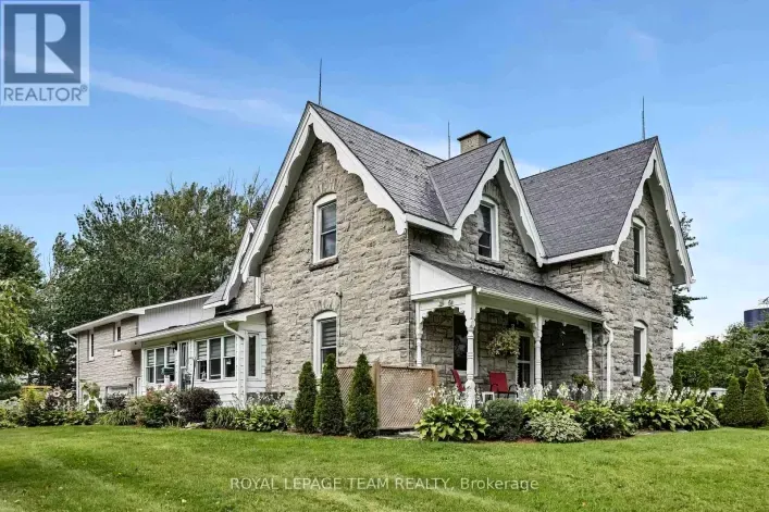 House for sale: 5961 OLD RICHMOND ROAD, Ottawa
