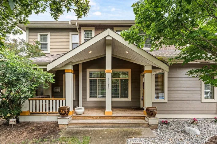5976 MATSQUI STREET|Garrison Crossing, Chilliwack