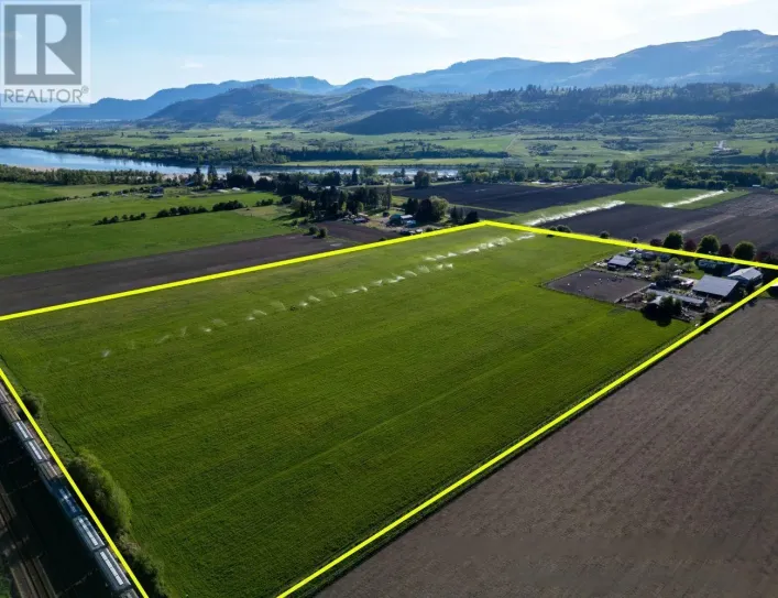 5976 VLA Road, Chase