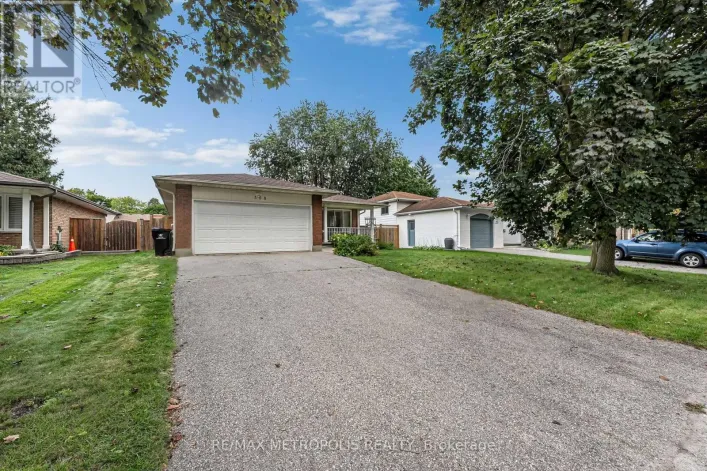 House for sale: 598 BLACK OAK CRESCENT, Waterloo