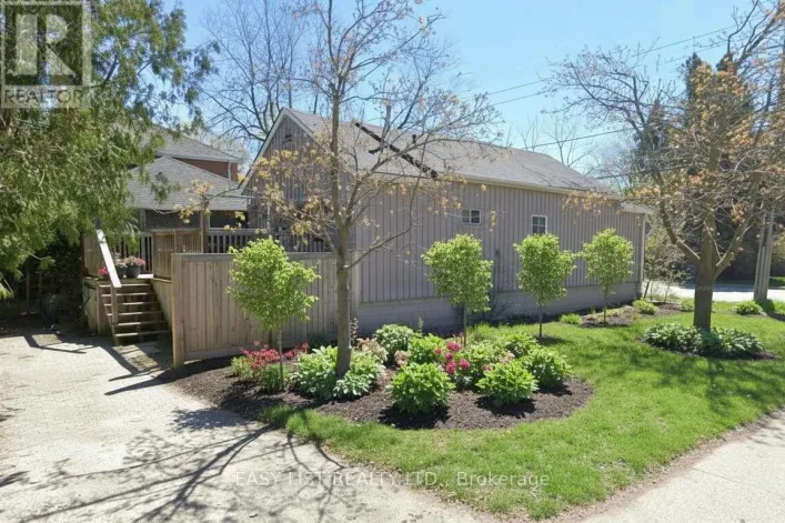 598 NORTH LAKE ROAD, Richmond Hill