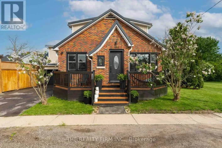 599 JOHN STREET, Strathroy-Caradoc