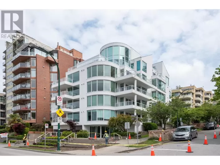 5A 1403 BEACH AVENUE, Vancouver
