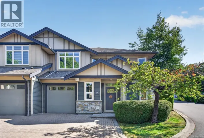 5A 7250 West Saanich Rd, Central Saanich