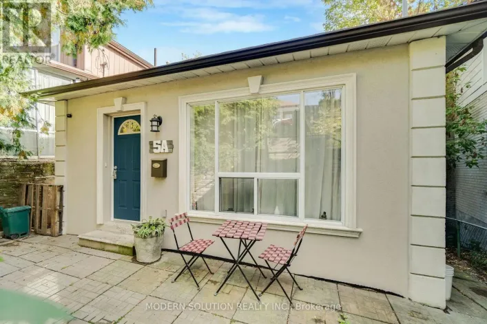 House for sale: 5A DYNEVOR ROAD, Toronto