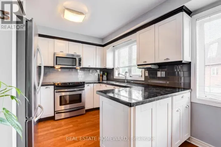 House for sale: 5A FALMOUTH AVENUE, Toronto