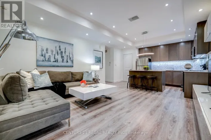 5B - 867 WILSON AVENUE, Toronto