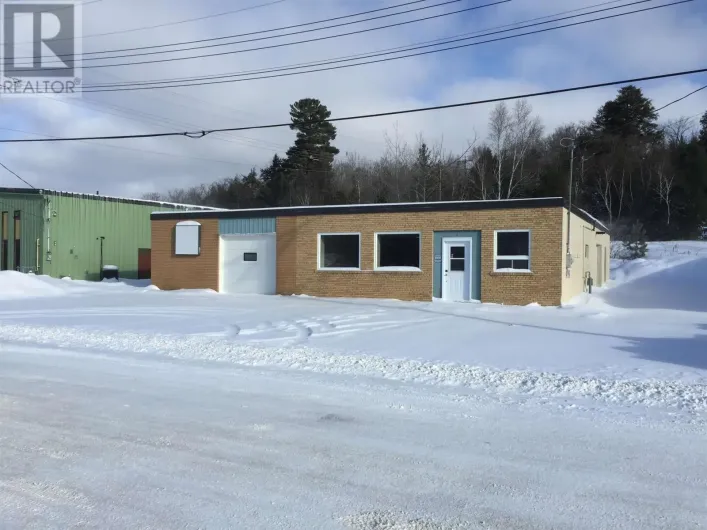 5B Perini RD, Elliot Lake