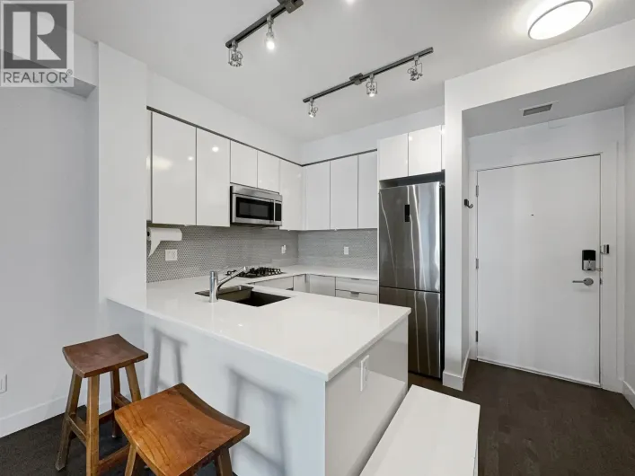 5xx 10011 RIVER DRIVE, Richmond