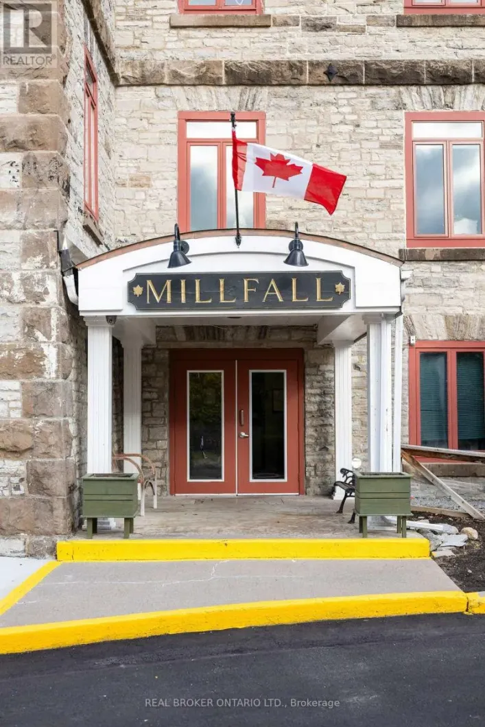 6 - 1 ROSAMOND STREET E, Mississippi Mills