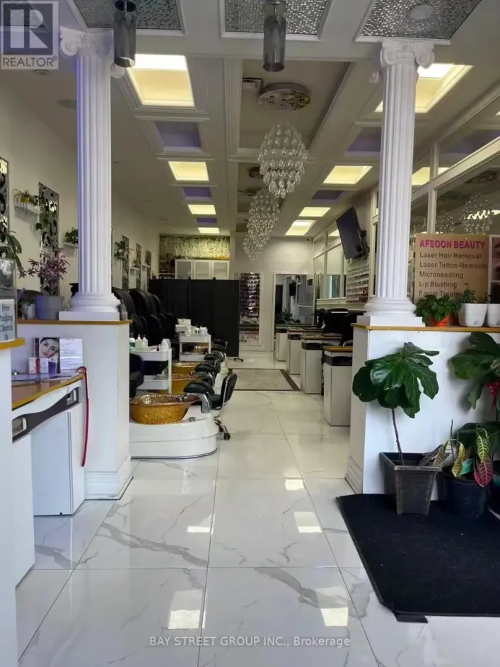 6 - 10165 YONGE STREET, Richmond Hill