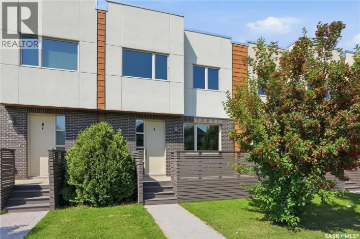 Row / Townhouse for sale: 6 103 Willis CRESCENT, Saskatoon