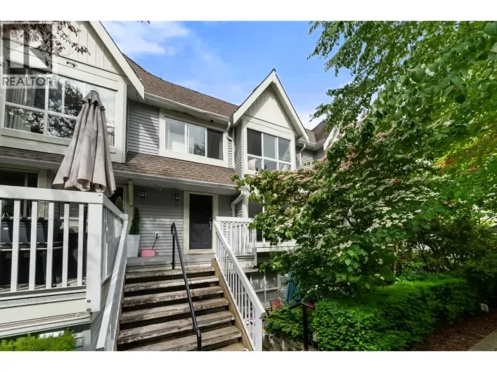6 1073 LYNN VALLEY ROAD, North Vancouver