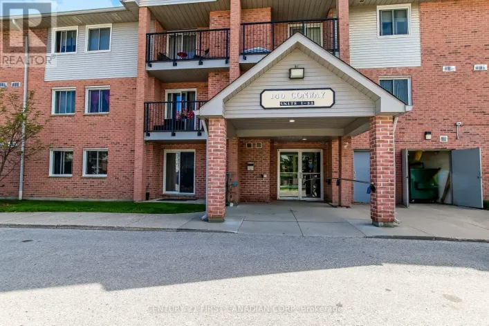 6 - 140 CONWAY DRIVE, London South
