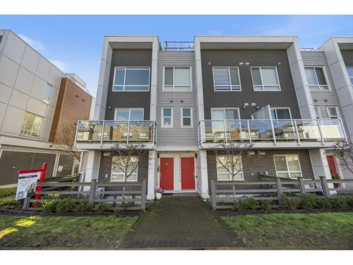 6 19628 55A AVENUE, Langley