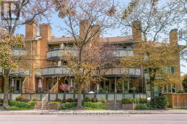 6 - 2 COLUMBUS AVENUE, Ottawa