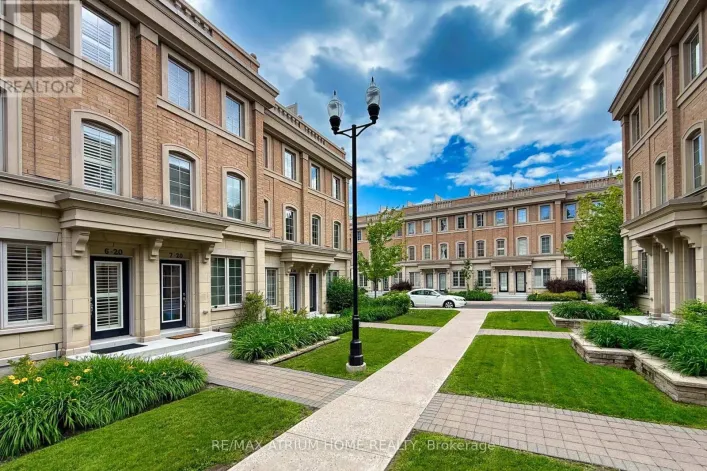 6 - 20 HARGRAVE LANE, Toronto